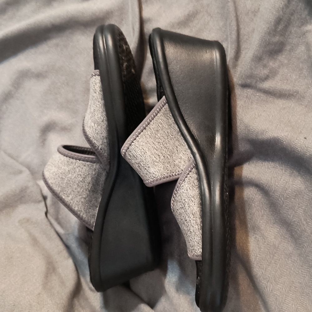 Skechers Memory Foam Wedge Slides - image 4